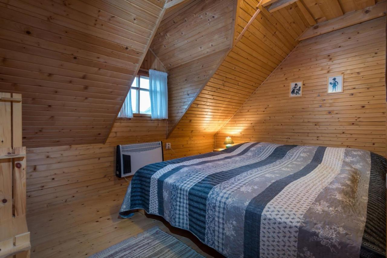 Drevenica Polomka, 5 Min Peso Restauracia, Ticha Ulica, Potok Villa Брезно Екстериор снимка